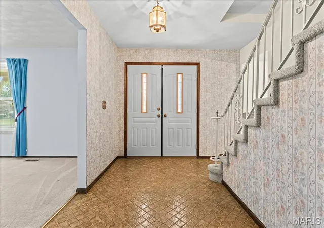 Photo 4 of Sale Pending at 912 Reiss Rd, O Fallon, IL 62269 | MLS# MIS26042546 | Listing updated on 2026-10-21