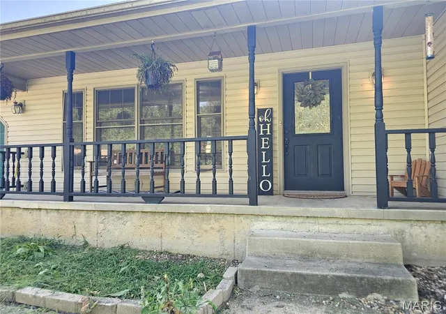 Homes for sale in Lebanon, MO | 31050 Oak Ridge Dr, Lebanon, MO 65536 | MLS# MIS26042553