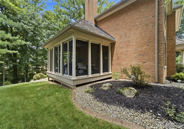 Homes for sale in Edwardsville, IL | 1107 N Oxfordshire Ln, Edwardsville, IL 62025 | MLS# MIS26042564