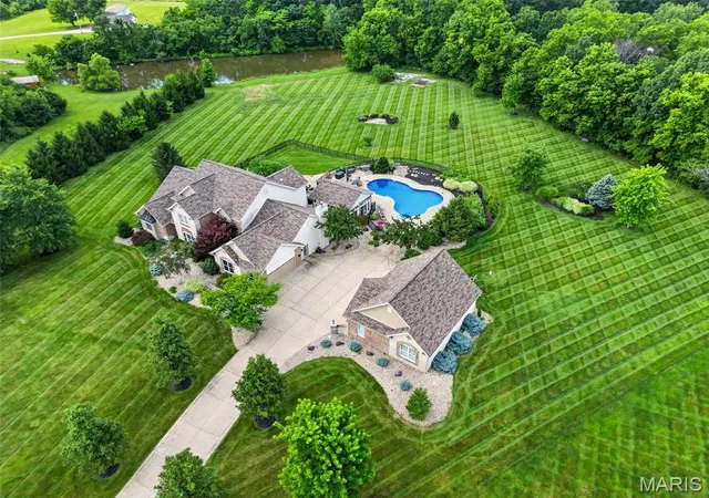 Homes for sale in Wentzville, MO | 51 Addyston Pl Ct, Wentzville, MO 63385 | MLS# MIS26042566
