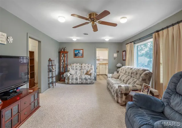 Homes for sale in Fredericktown, MO | 411 Parkin St, Fredericktown, MO 63645 | MLS# MIS26042570
