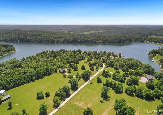 Homes for sale in Bourbon, MO | 102 Anthonies Mill Road, Bourbon, MO 64551 | MLS# MIS26042573