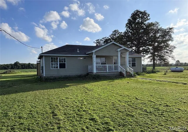 Homes for sale in Campbell, MO | 39325 State Hwy 53, Campbell, MO 63933 | MLS# MIS26042583