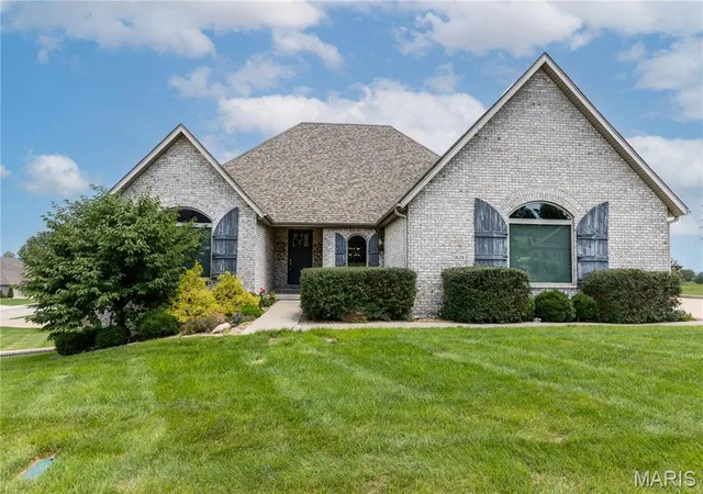 Homes for sale in Cape Girardeau, MO | 1626 Helmsdale Dr, Cape Girardeau, MO 63701 | MLS# MIS26042584