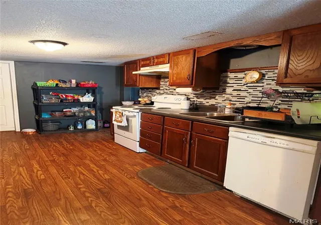 Homes for sale in Poplar Bluff, MO | 1769 County Road 608, Poplar Bluff, MO 63901 | MLS# MIS26042587