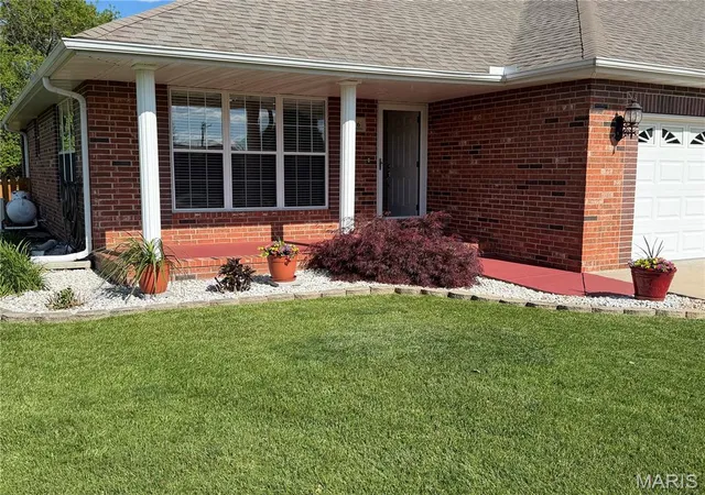 Homes for sale in Lebanon, MO | 1316 Dara Dr, Lebanon, MO 65536 | MLS# MIS26042600