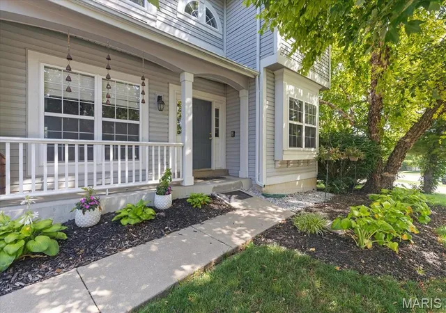 Photo 2 of Single family home for sale at 1205 Briarchase Dr, Lake Saint Louis, MO 63367 | MLS# MIS26042601 | Listing updated on 2026-09-14