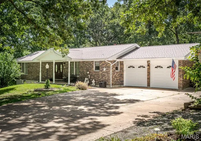 Homes for sale in Union, MO | 862 College Rd, Union, MO 63084 | MLS# MIS26042608