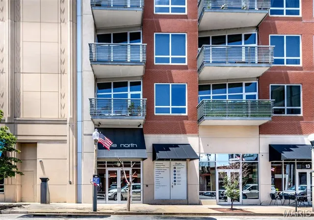 2nd image of 9 N Euclid Ave #608, St. Louis, MO 63108 | MLS# MIS26042611