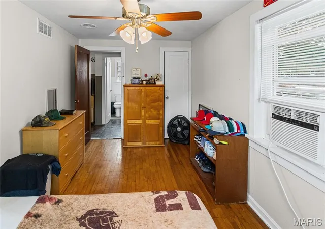 65th image of 329 Houston St, Saint Charles, MO 63301 | MLS# MIS26042619