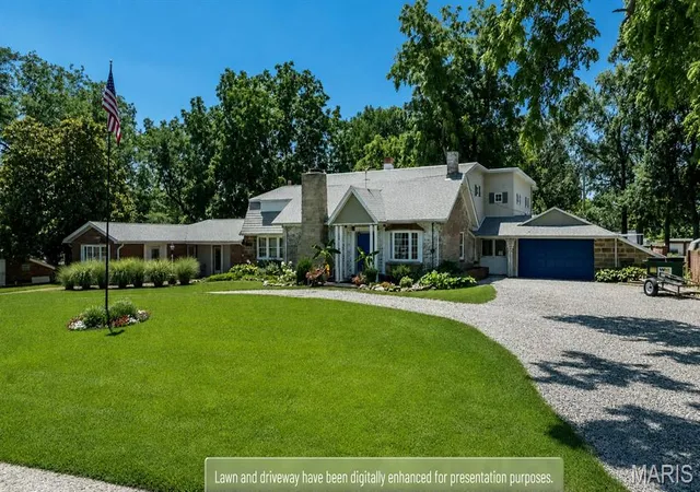 Homes for sale in New Athens, IL | 1000 Belsha St, New Athens, IL 62264 | MLS# MIS26042625
