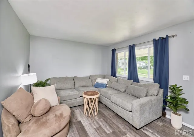 Photo 4 of Single family home for sale at 1800 Apple Blossom Ct, Florissant, MO 63031 | MLS# MIS26042628 | Listing updated on 2026-07-04