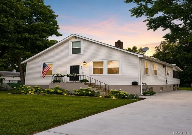 Homes for sale in Kirkwood, MO | 235 Midway Ave, Kirkwood, MO 63122 | MLS# MIS26042633