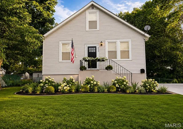 Homes for sale in Kirkwood, MO | 235 Midway Ave, Kirkwood, MO 63122 | MLS# MIS26042633