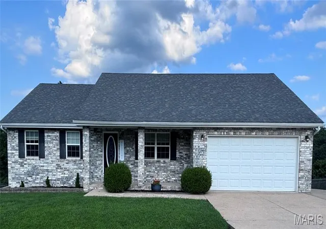 Homes for sale in Waynesville, MO | 19136 Lonager Ln, Waynesville, MO 65583 | MLS# MIS26042651