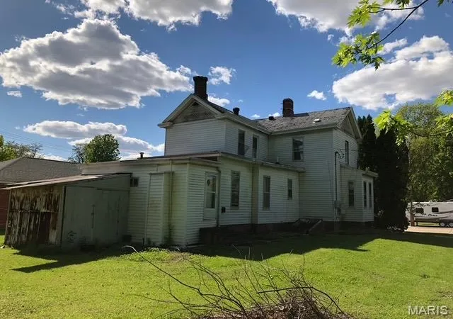 Homes for sale in Jerseyville, IL | 306 W Prairie St, Jerseyville, IL 62052 | MLS# MIS26042669