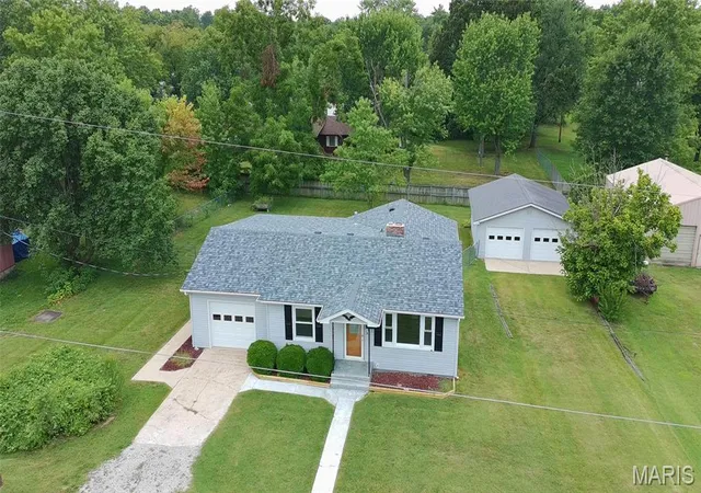 Photo 3 of Single family home for sale at 1301 S Jackson St, Salem, MO 65560 | MLS# MIS26042684 | Listing updated on 2026-09-29