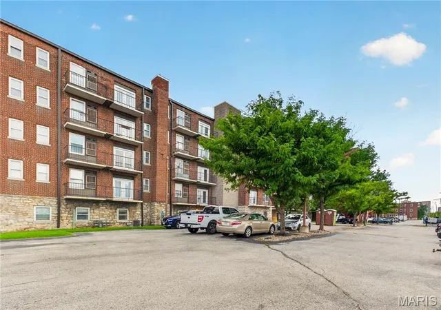 Homes for sale in St Louis, MO | 5630 Pershing Ave #50, St Louis, MO 63112 | MLS# MIS26042690