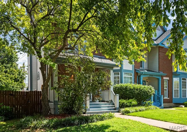 Homes for sale in Saint Louis, MO | 4157 Westminster Pl, Saint Louis, MO 63108 | MLS# MIS26042693