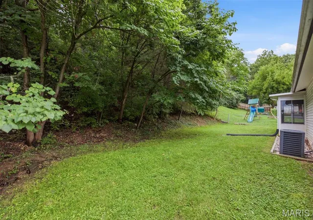 Homes for sale in Imperial, MO | 5018 Country Valley Dr, Imperial, MO 63052 | MLS# MIS26042694
