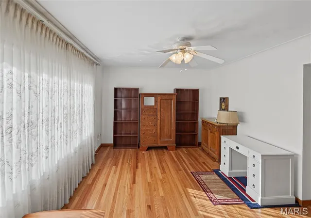 Photo 3 of Single family home for sale at 8529 Craighill Dr, Saint Louis, MO 63123 | MLS# MIS26042697 | Listing updated on 2026-10-28