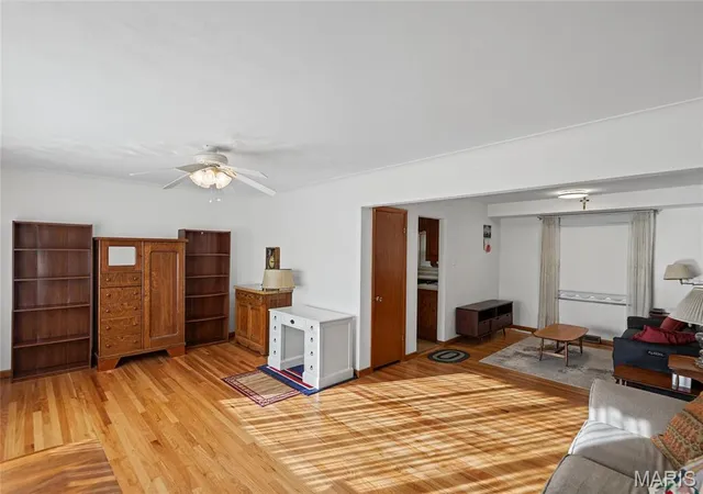Photo 4 of Single family home for sale at 8529 Craighill Dr, Saint Louis, MO 63123 | MLS# MIS26042697 | Listing updated on 2026-10-28