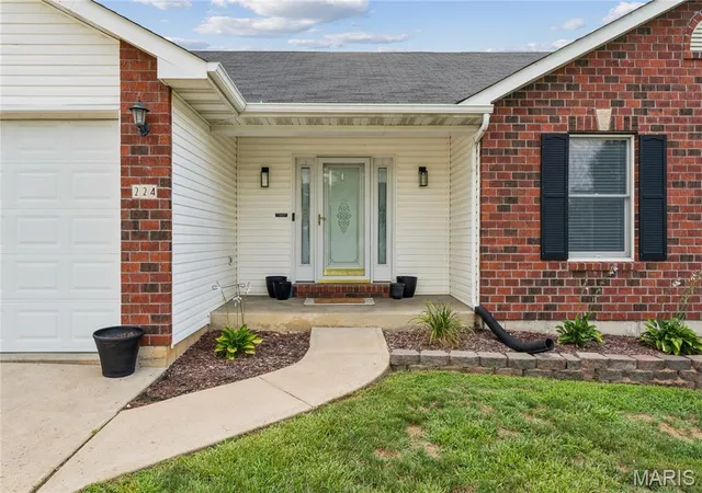 Homes for sale in Troy, MO | 224 Carrington Blvd, Troy, MO 63379 | MLS# MIS26042705