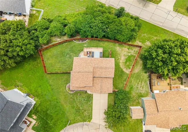 2nd image of 506 Great Plains Dr, House Springs, MO 63051 | MLS# MIS26042716