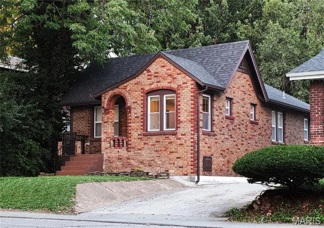 Homes for sale in Velda Village, MO | 3344 Lucas And Hunt Rd, Velda Village, MO 63121 | MLS# MIS26042723