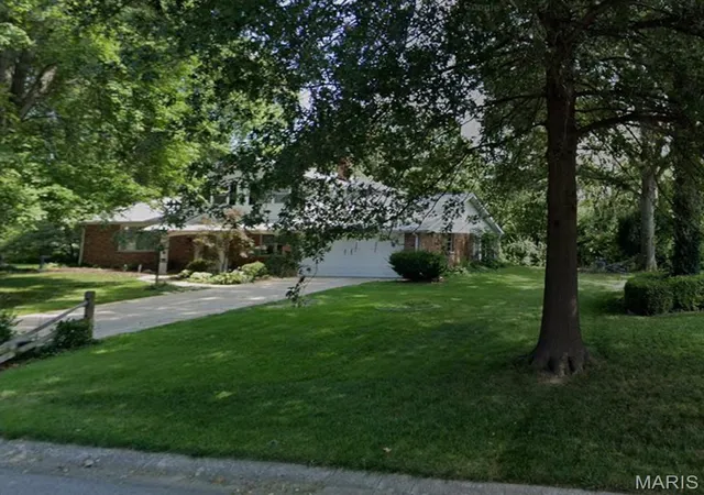 Homes for sale in O'fallon, IL | 503 Westfield Dr, O'fallon, IL 62269 | MLS# MIS26042732