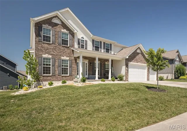 Homes for sale in Lake Saint Louis, MO | 237 Mason Glen Dr, Lake Saint Louis, MO 63367 | MLS# MIS26042740