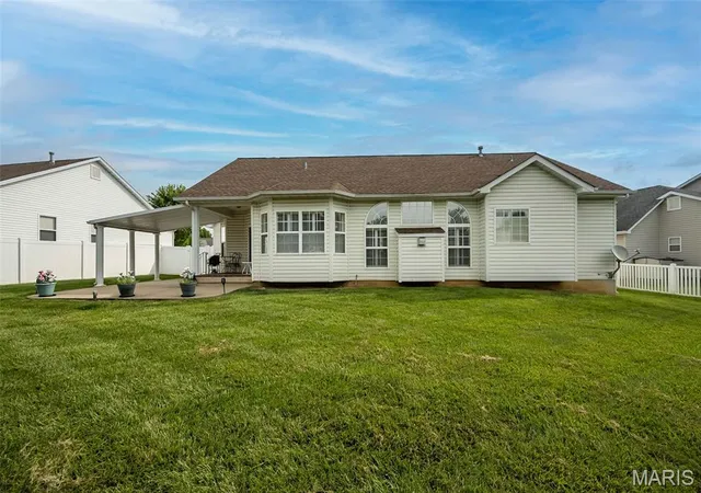 26th image of 1410 Sunburst Dr, O Fallon, MO 63366 | MLS# MIS26042742