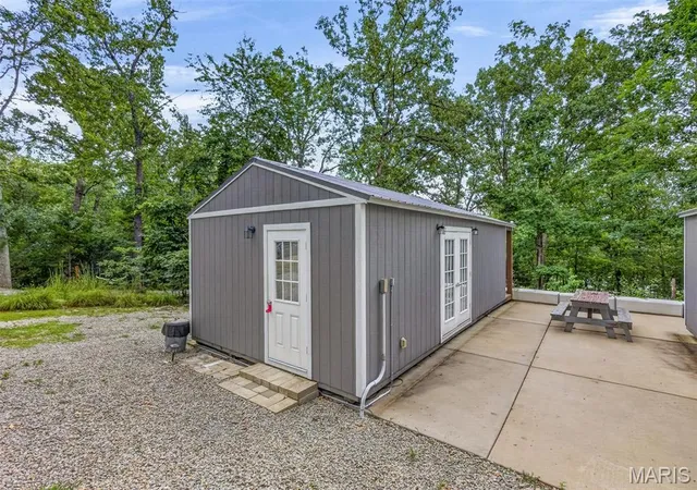 Photo 3 of Sale Pending at 9458 Jill Ter, French Village, MO 63036 | MLS# MIS26042759 | Listing updated on 2026-10-05