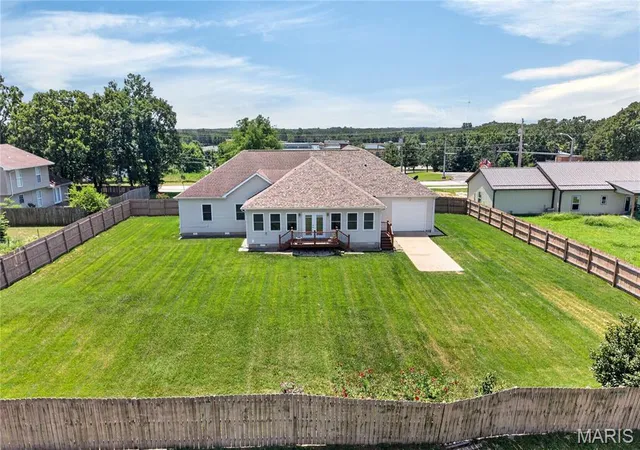 4th image of 295 E East Lawn Ave, Saint Robert, MO 65584 | MLS# MIS26042764