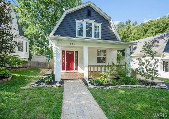 Homes for sale in Webster Groves, MO | 669 Clark Ave, Webster Groves, MO 63119 | MLS# MIS26042765