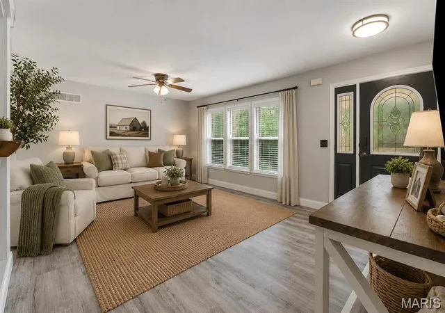 Photo 2 of Single family home for sale at 16021 Pellikan Ln, Grafton, IL 62037 | MLS# MIS26042789 | Listing updated on 2026-09-01