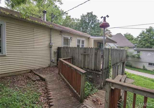 3rd image of 510 N 6Th St, Vandalia, IL 62471 | MLS# MIS26042791