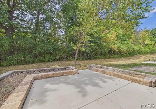 Photo 4 of Townhouse for sale at 480 Flowering Magnolia Dr, O Fallon, MO 63366 | MLS# MIS26042795 | Listing updated on 2026-09-13