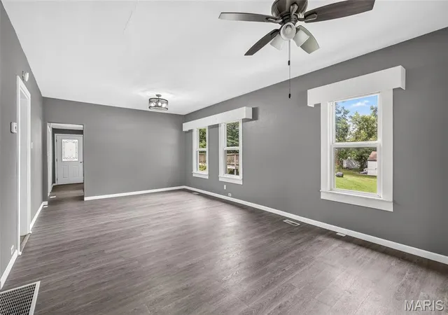 Photo 3 of Single family home for sale at 910 Camilla St, Park Hills, MO 63601 | MLS# MIS26042810 | Listing updated on 2026-08-27