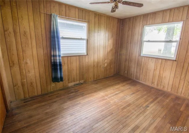 9th image of 1417 W Main St, Vandalia, IL 62471 | MLS# MIS26042813