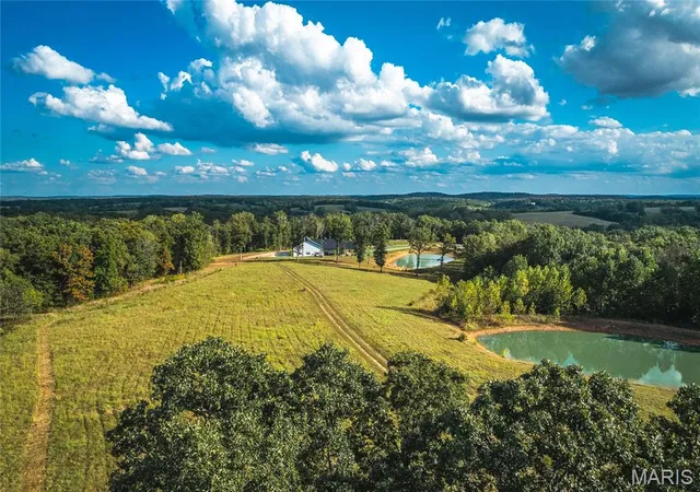 Homes for sale in Richland, MO | 476 S Davis Hollow Rd, Richland, MO 65556 | MLS# MIS26042814