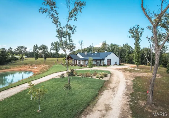 Homes for sale in Richland, MO | 476 S Davis Hollow Rd, Richland, MO 65556 | MLS# MIS26042814