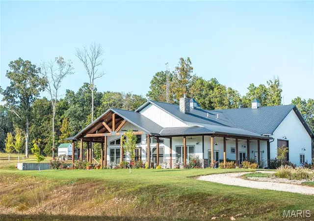 Homes for sale in Richland, MO | 476 S Davis Hollow Rd, Richland, MO 65556 | MLS# MIS26042814