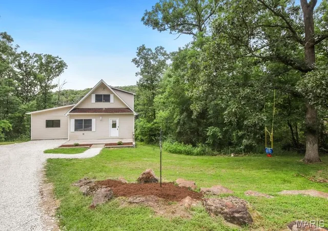 Homes for sale in Bland, MO | 1205 E Stude Ln, Bland, MO 65014 | MLS# MIS26042817