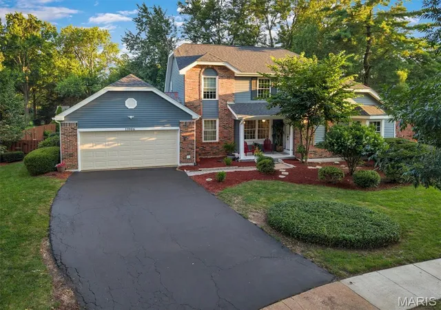 4th image of 15906 Eagle Chase Ct, Chesterfield, MO 63017 | MLS# MIS26042845