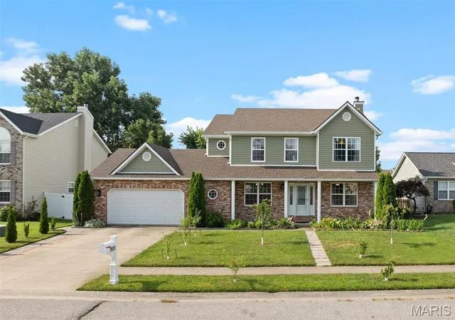 Photo 1 of Single family home for sale at 1511 Nottinghill Dr, O Fallon, IL 62269 | MLS# MIS26042851 | Listing updated on 2026-08-27