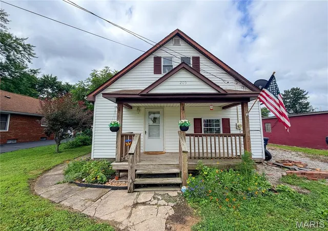 Homes for sale in Sawyerville, IL | 205 Fisher Ave, Sawyerville, IL 62085 | MLS# MIS26042852
