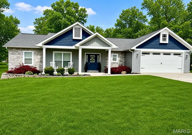 Homes for sale in Poplar Bluff, MO | 3601 Oak Grove Rd, Poplar Bluff, MO 63901 | MLS# MIS26042862