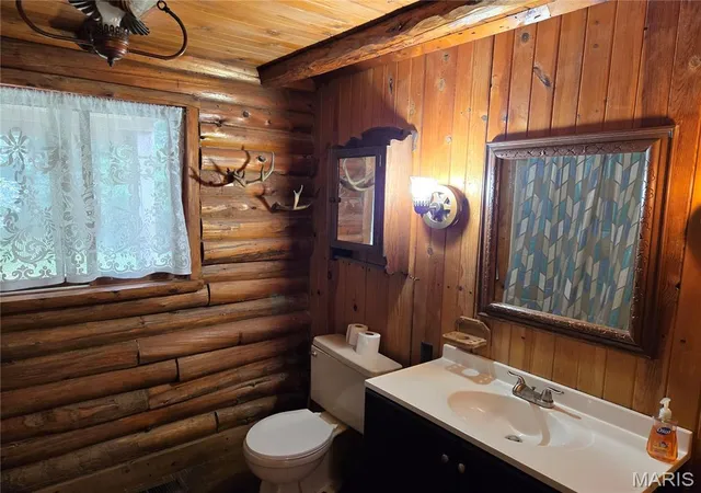 Photo 4 of House for sale at 1160 Old Quarry Trl, Litchfield, IL 62056 | MLS# MIS26042870 | Listing updated on 2026-09-23