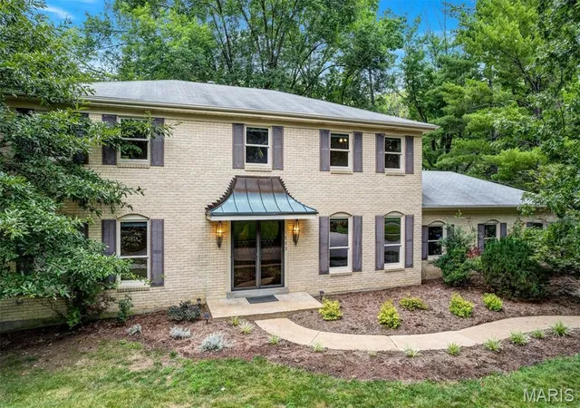 2nd image of 1563 Narrows Dr, Chesterfield, MO 63017 | MLS# MIS26042871
